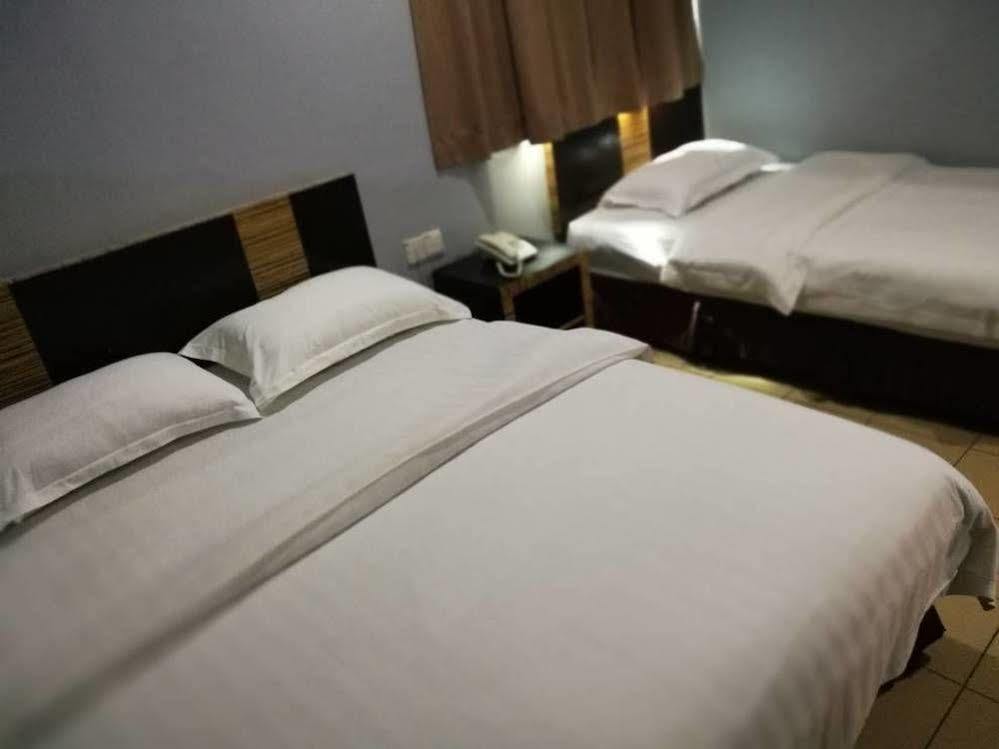 Hotel Traveller Kota Kinabalu Eksteriør bilde